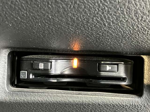 トヨタ ウィッシュ ２．０Ｚ H23年 (近畿) 99
