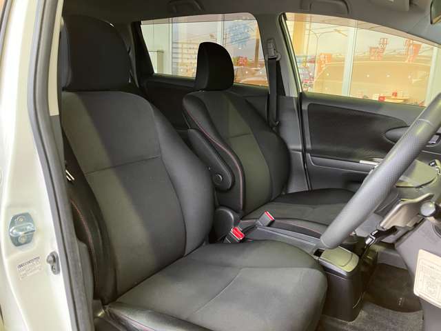 トヨタ ウィッシュ ２．０Ｚ H23年 (近畿) 99
