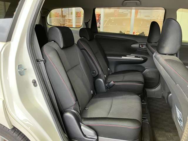 トヨタ ウィッシュ ２．０Ｚ H23年 (近畿) 99