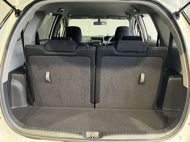 トヨタ ウィッシュ ２．０Ｚ H23年 (近畿) 99