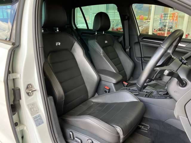 フォルクスワーゲン ゴルフＲ Ｒ ４ＷＤ H27年 (近畿) 99