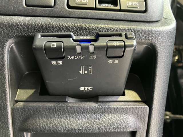 トヨタ エスクァイア ２．０ ＧＩ プレミアムパッケージ ブラックテーラード R2年 (近畿) 99