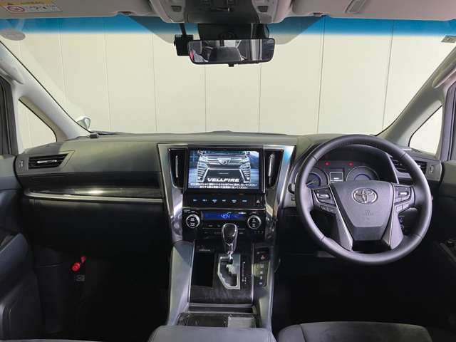 トヨタ ヴェルファイア　ハイブリッド ハイブリッド ２．５ ＺＲ Ｅ－ＦＯＵＲ ４ＷＤ R1年 (近畿) 99