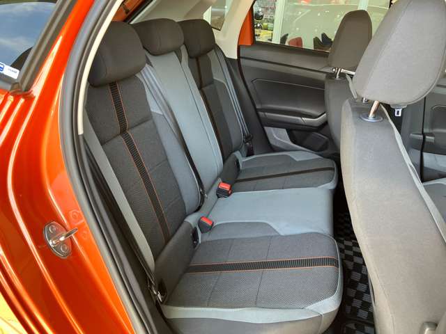 フォルクスワーゲン ポロ ＴＳＩ　Ｒライン R3年 (近畿) 99