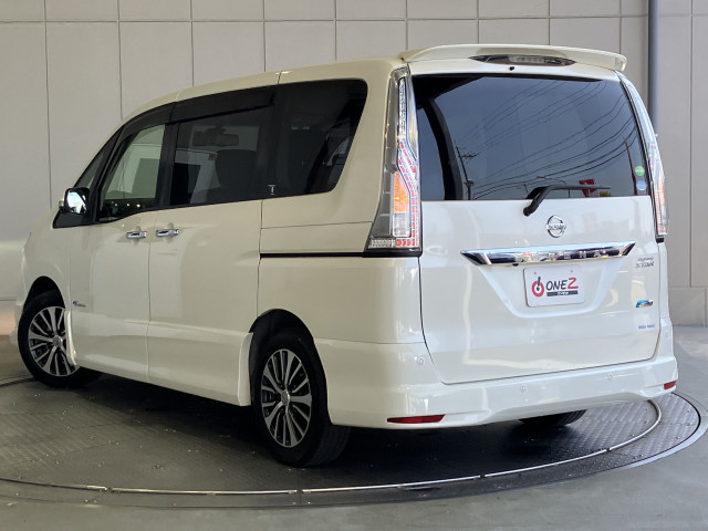 日産 セレナ ２．０ ハイウェイスター Ｖエアロモード＋ＳＡＦＥＴＹＩＩ Ｓ－ＨＹＢＲＩＤ H27年 (近畿) 99
