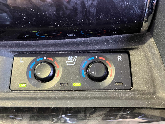 トヨタ アルファード ２．５ Ｓ Ｃパッケージ R1年 (近畿) 99