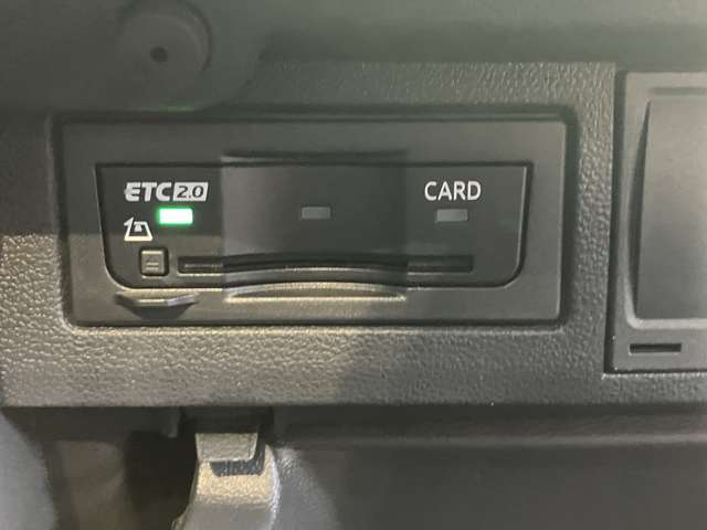 フォルクスワーゲン ポロ ＴＳＩ　コンフォートライン R4年 (近畿) 99