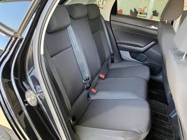 フォルクスワーゲン ポロ ＴＳＩ　コンフォートライン R4年 (近畿) 99