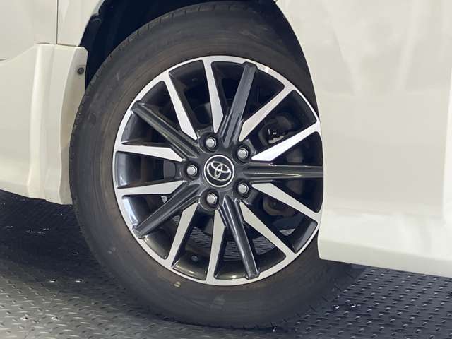 トヨタ ヴォクシー ２．０ ＺＳ 煌 ４ＷＤ H27年 (近畿) 99