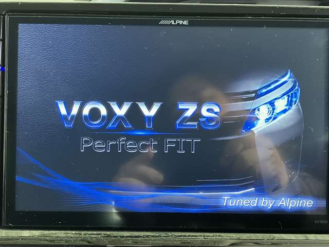 トヨタ ヴォクシー ２．０ ＺＳ 煌 ４ＷＤ H27年 (近畿) 99