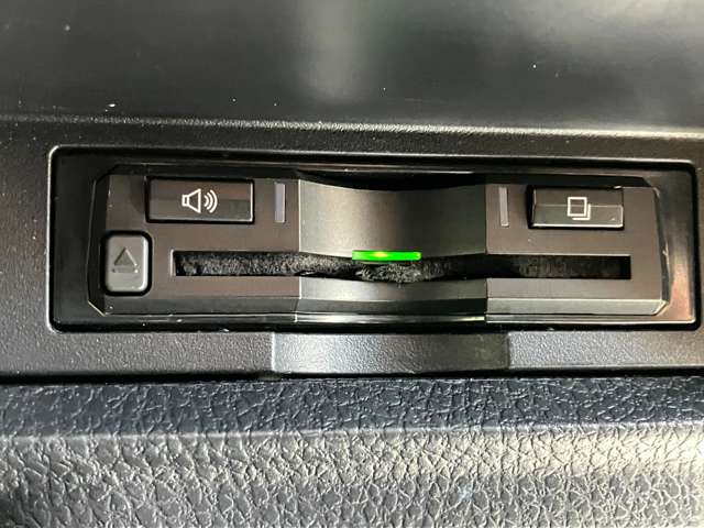 トヨタ ヴォクシー ２．０ ＺＳ 煌 ４ＷＤ H27年 (近畿) 99