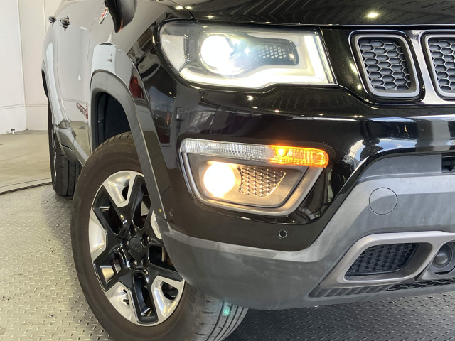 ジープ コンパス トレイルホーク ４ＷＤ R1年 (近畿) 99