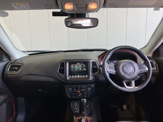 ジープ コンパス トレイルホーク ４ＷＤ R1年 (近畿) 99