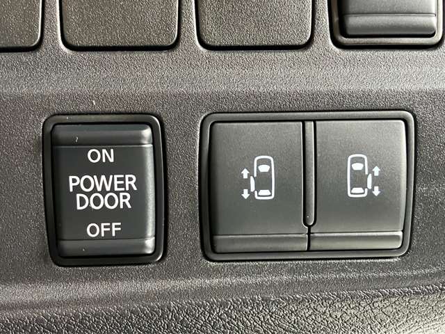 日産 セレナ １．２ Ｅ－ＰＯＷＥＲ Ｇ R3年 (近畿) 99