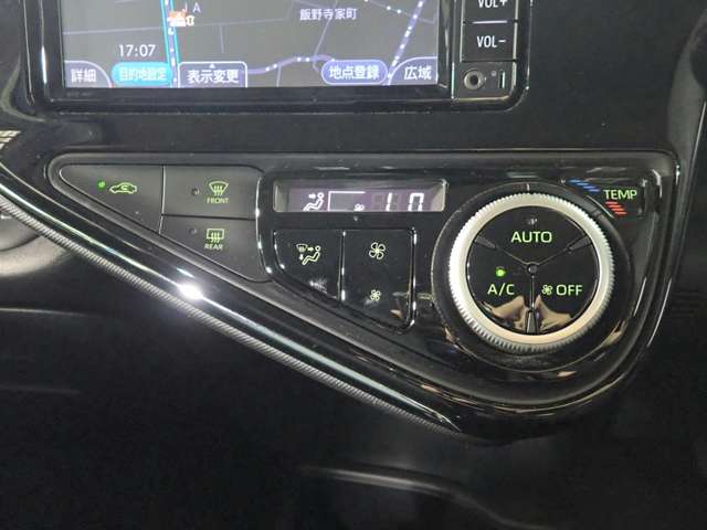 トヨタ アクア １．５ Ｓ H30年 (近畿) 99