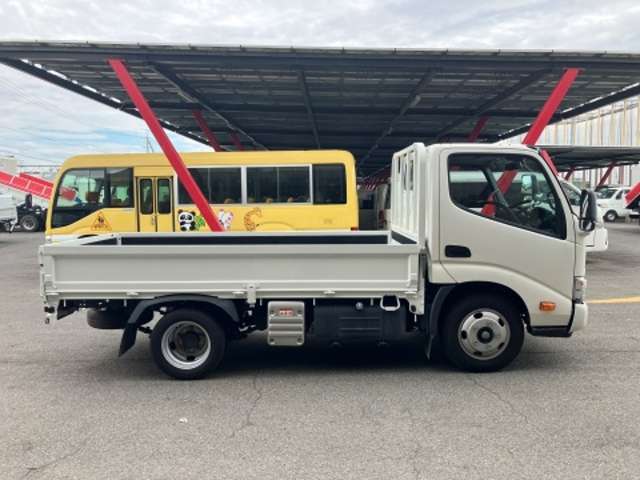 トヨタ トヨエース ４．０ＤＴ R1年 (東海) 99