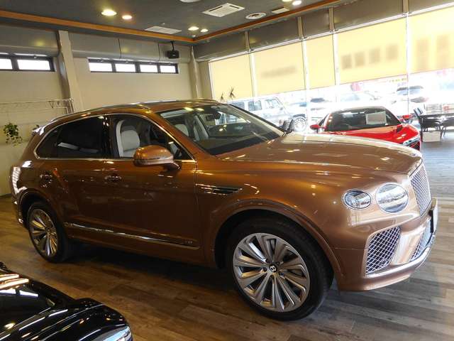 ベントレー ベンテイガ Ｖ８ ４ＷＤ R4年 (近畿) 99