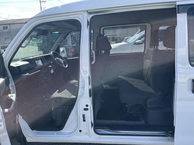 ダイハツ ハイゼットカーゴ ６６０ クルーズターボ ＳＡＩＩＩ ハイルーフ ４ＷＤ R3年 (近畿) 99