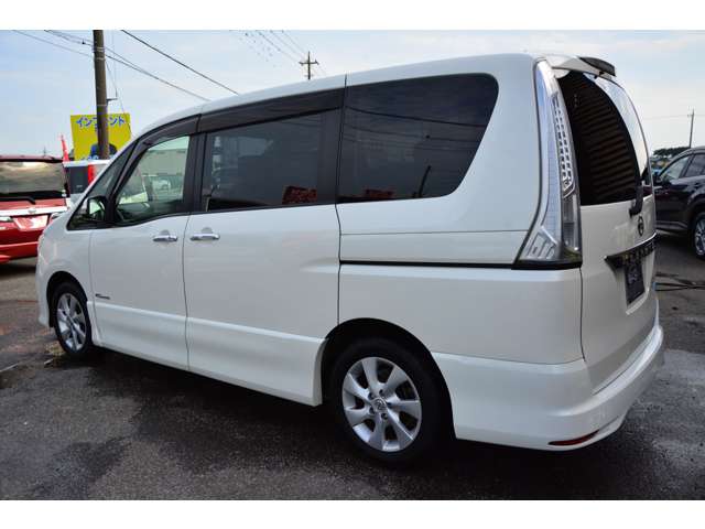 日産 セレナ ２．０ ハイウェイスター Ｓ－ＨＹＢＲＩＤ Ｖセレクション H25年 (関東) 99
