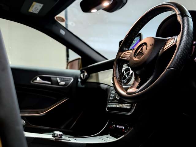 メルセデスベンツ ＧＬＡクラス ＧＬＡ２２０ ４マチック ４ＷＤ H29年 () 99