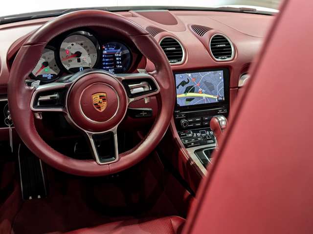 ポルシェ ７１８ボクスター ＰＤＫ H29年 () 99