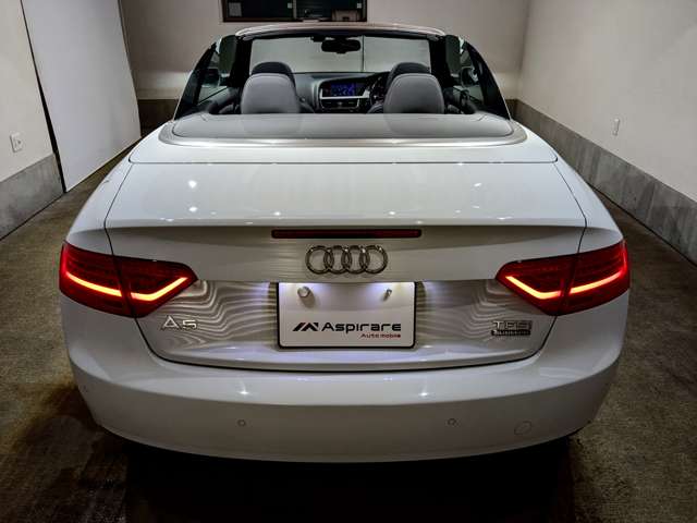 アウディ Ａ５　カブリオレ ２．０ ＴＦＳＩ クワトロ ４ＷＤ H27年 () 99