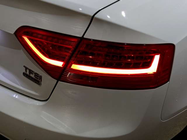 アウディ Ａ５　カブリオレ ２．０ ＴＦＳＩ クワトロ ４ＷＤ H27年 () 99