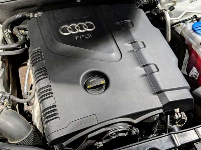 アウディ Ａ５　カブリオレ ２．０ ＴＦＳＩ クワトロ ４ＷＤ H27年 () 99
