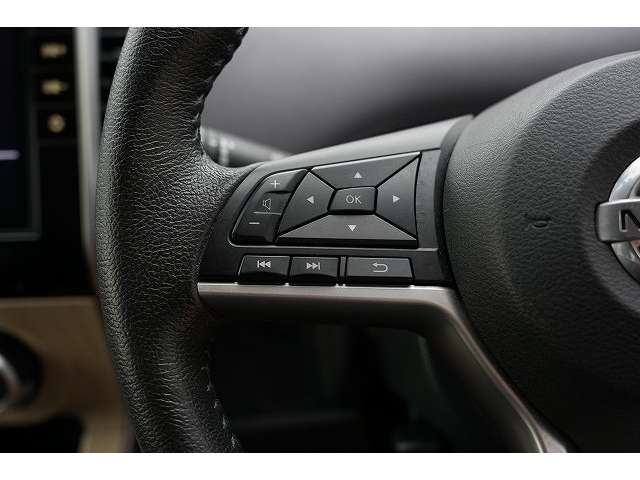 日産 セレナ １．２ Ｅ－ＰＯＷＥＲ ハイウェイスター Ｖ R1年 (関東) 99