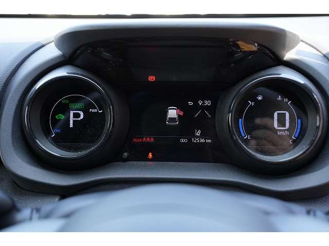 トヨタ ヤリス １．５ ハイブリッド Ｚ R2年 (関東) 99