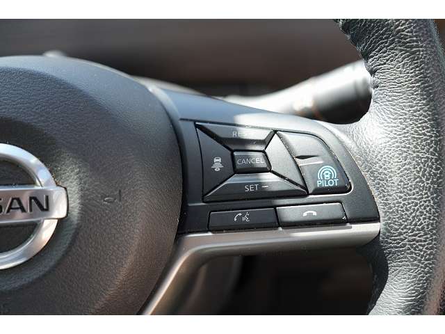 日産 セレナ １．２ Ｅ－ＰＯＷＥＲ ハイウェイスター Ｖ R1年 (関東) 99