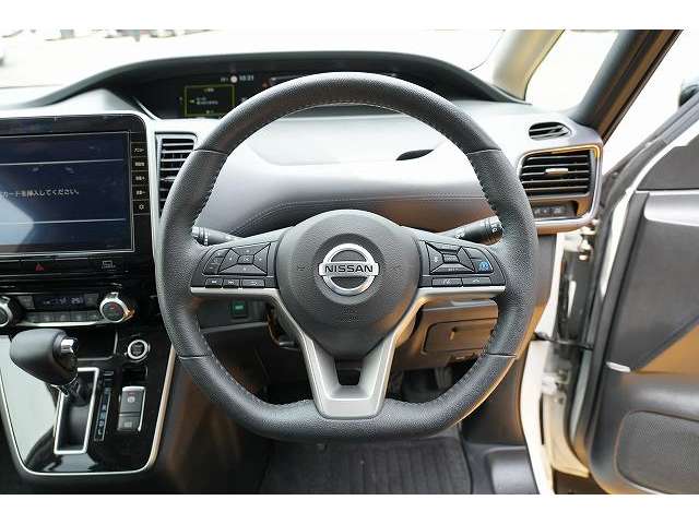 日産 セレナ ２．０ ハイウェイスター Ｖ マルチベッド R2年 (関東) 99
