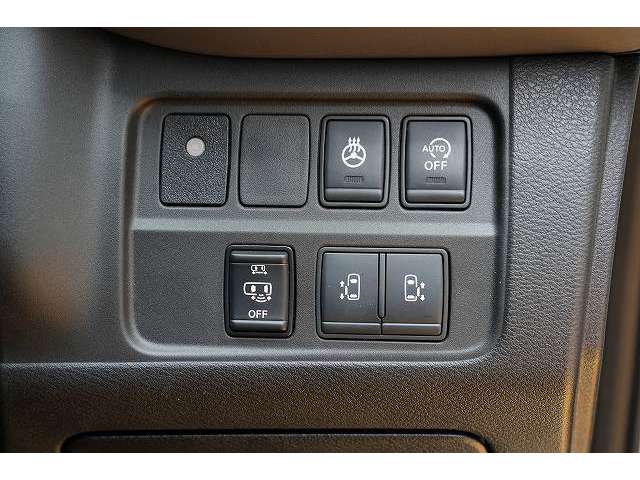 日産 セレナ ２．０ ハイウェイスター Ｖ マルチベッド R2年 (関東) 99