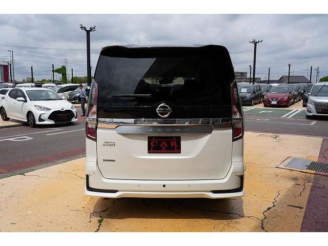 日産 セレナ ２．０ ハイウェイスター Ｖ マルチベッド R2年 (関東) 99