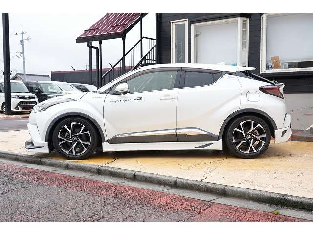 トヨタ Ｃ−ＨＲ ハイブリッド １．８ Ｇ H29年 (関東) 99