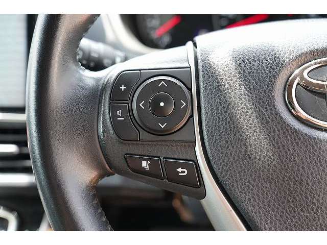 トヨタ ヴォクシー ２．０ ＺＳ 煌ＩＩ R1年 (関東) 99
