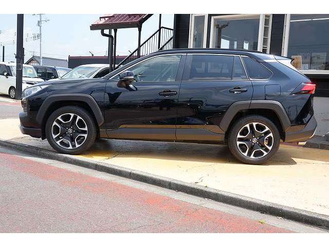 トヨタ ＲＡＶ４ ２．０ アドベンチャー ４ＷＤ R2年 (関東) 99