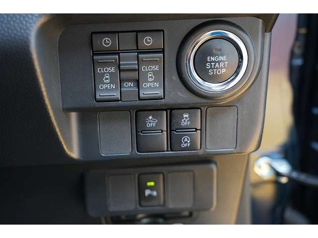 トヨタ ルーミー １．０ カスタム Ｇ－Ｔ R3年 (関東) 99
