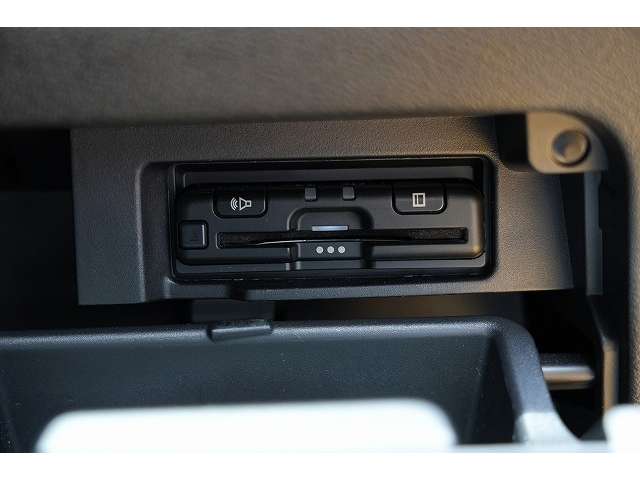 日産 セレナ １．２ Ｅ－ＰＯＷＥＲ ハイウェイスター Ｖ R2年 (関東) 99