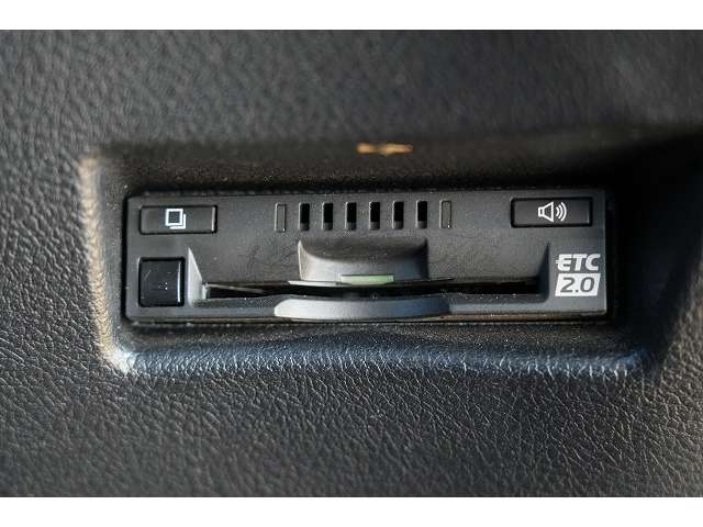 トヨタ シエンタ　ハイブリッド ハイブリッド １．５ Ｇ R3年 (関東) 99