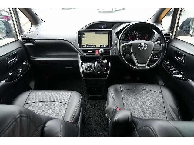 トヨタ ヴォクシー ２．０ ＺＳ 煌 H30年 (関東) 99