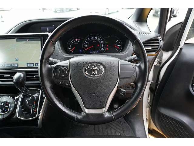 トヨタ ヴォクシー ２．０ ＺＳ 煌 H30年 (関東) 99