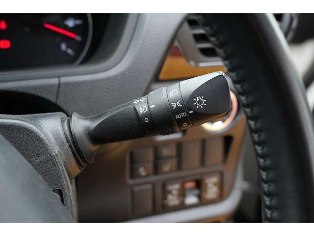 トヨタ ヴォクシー ２．０ ＺＳ 煌 H30年 (関東) 99