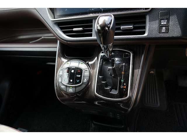 トヨタ エスクァイア ２．０ ＧＩ プレミアムパッケージ H30年 (関東) 99