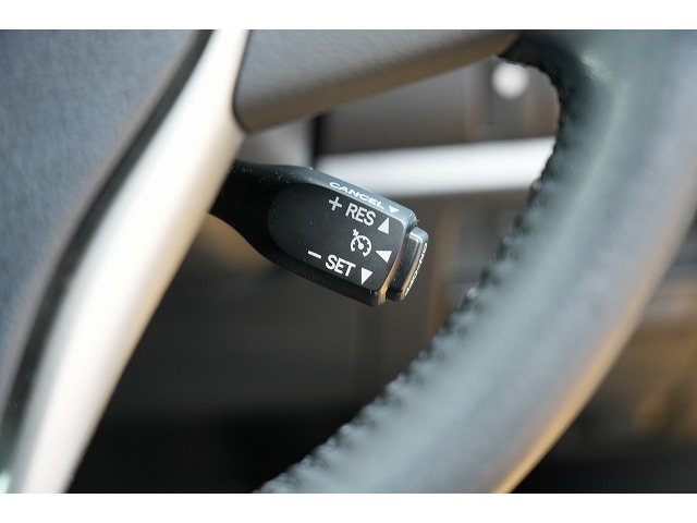 トヨタ ヴォクシー １．８ ハイブリッド ＺＳ 煌 H30年 (関東) 99