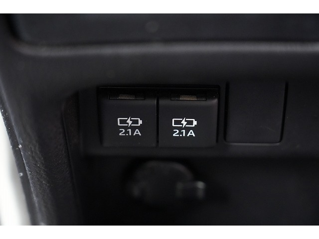 トヨタ ヴォクシー １．８ ハイブリッド ＺＳ 煌 H30年 (関東) 99