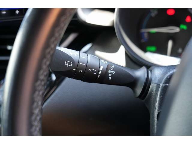 トヨタ Ｃ−ＨＲ ハイブリッド １．８ Ｇ H29年 (関東) 99