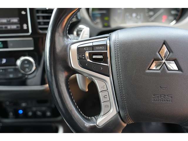 三菱 アウトランダーＰＨＥＶ ２．４ Ｇ ４ＷＤ H30年 (関東) 99