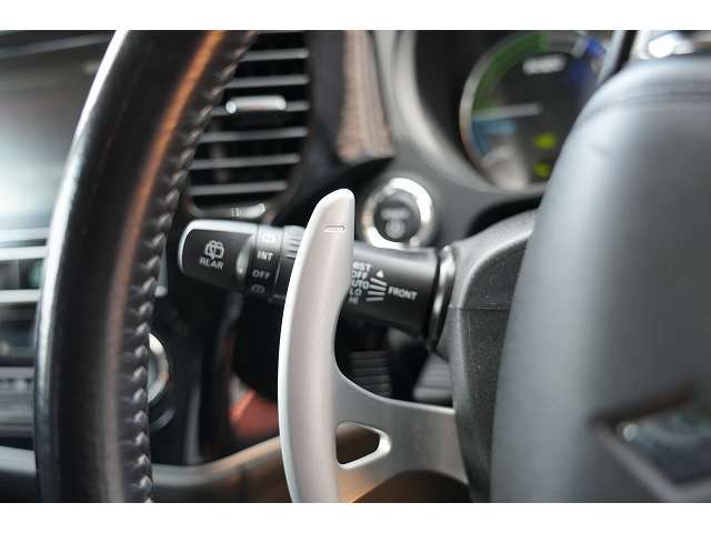 三菱 アウトランダーＰＨＥＶ ２．４ Ｇ ４ＷＤ H30年 (関東) 99