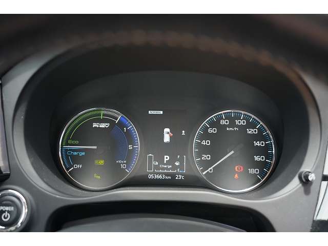 三菱 アウトランダーＰＨＥＶ ２．４ Ｇ ４ＷＤ H30年 (関東) 99